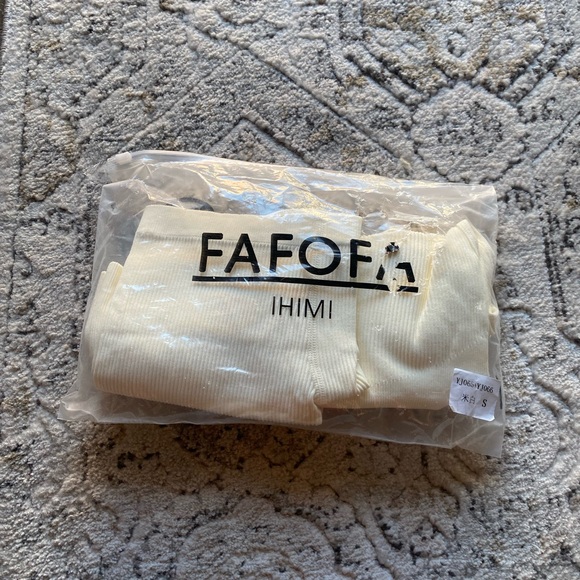 Seamless Two‎ Piece Workout Set - Picture 6 of 6